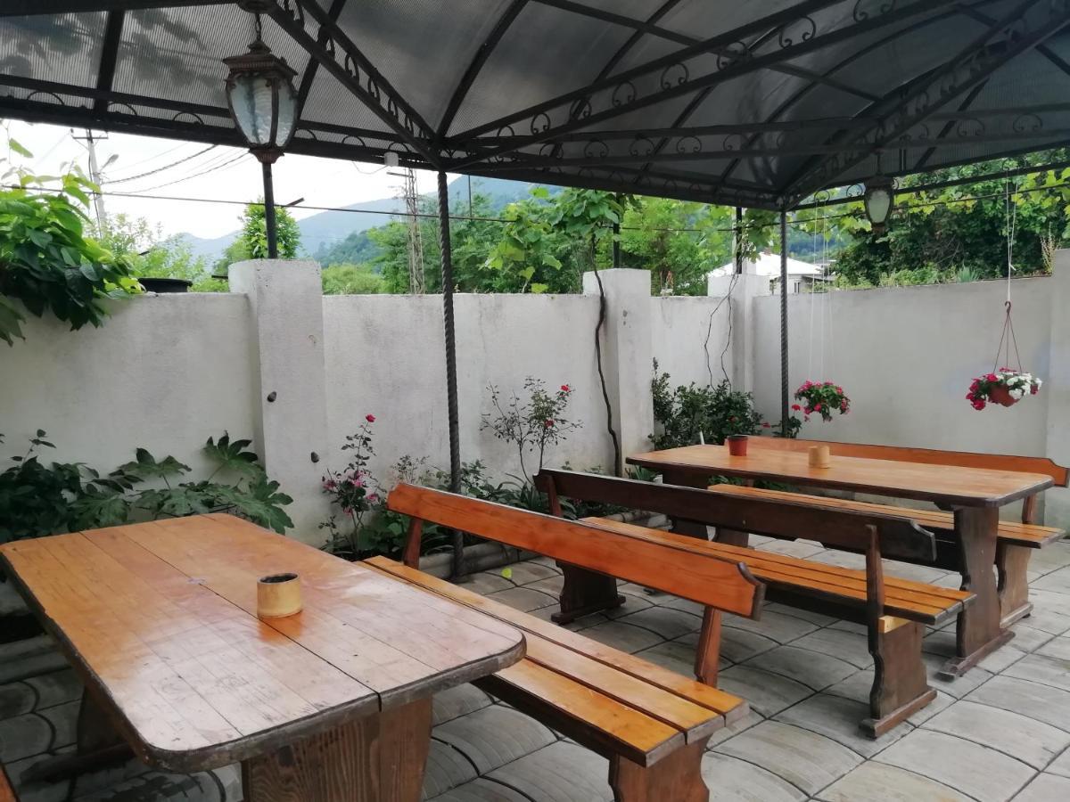 Mini-Hotel Yanson 2 Gagra Ngoại thất bức ảnh