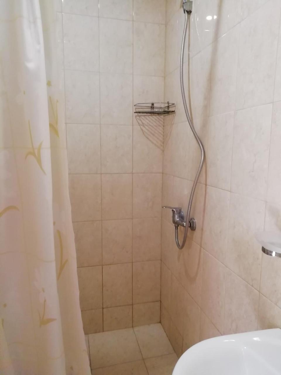 Mini-Hotel Yanson 2 Gagra Ngoại thất bức ảnh