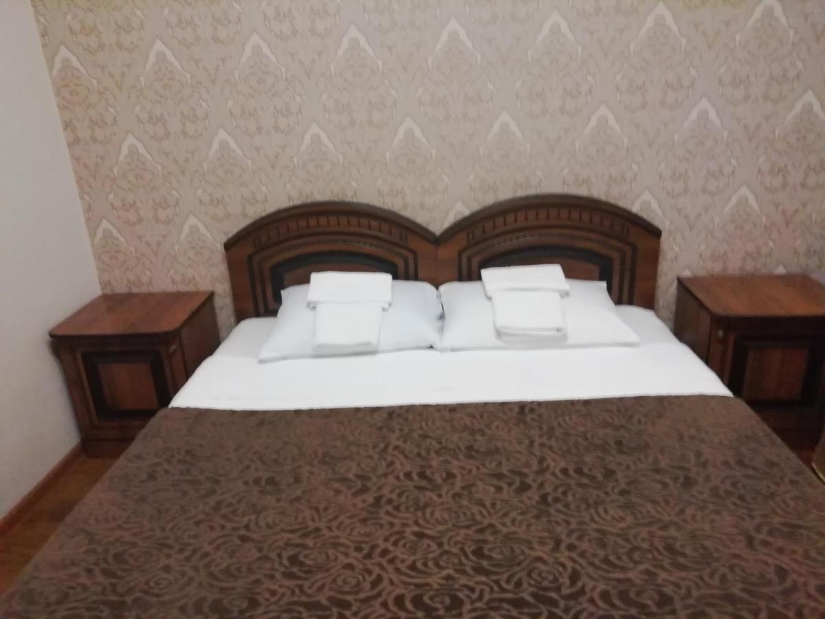 Mini-Hotel Yanson 2 Gagra Ngoại thất bức ảnh