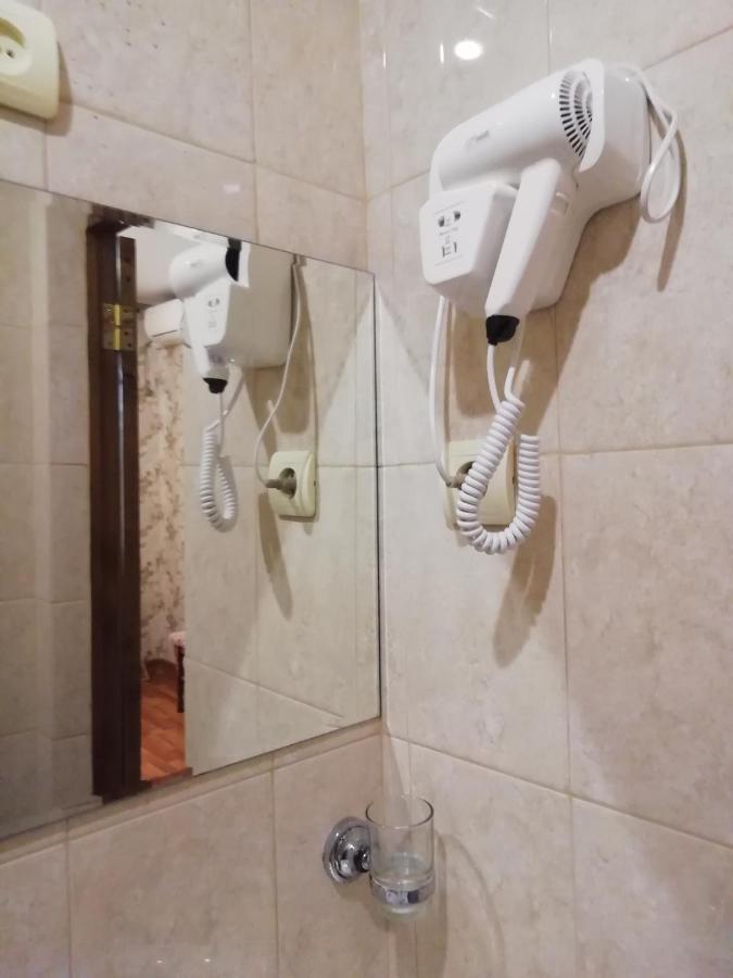 Mini-Hotel Yanson 2 Gagra Ngoại thất bức ảnh